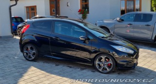 Ford Fiesta ST PERFORMANCE 2015