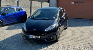 Ford Fiesta ST PERFORMANCE 2015
