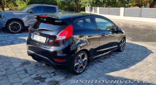 Ford Fiesta ST PERFORMANCE 2015