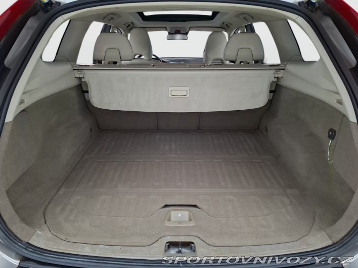 Volvo Ostatní modely XC60 Momentum D5 Polestar 2011
