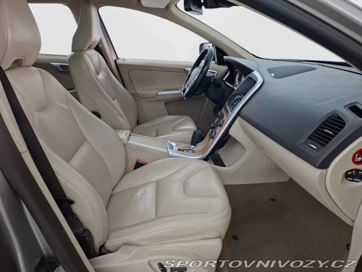 Volvo Ostatní modely XC60 Momentum D5 Polestar 2011