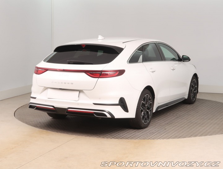 Kia ProCeed 1.5 T-GDI 2022