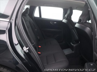 Volvo V60 2,0 T6 186kW 4x4 Momentum 2021