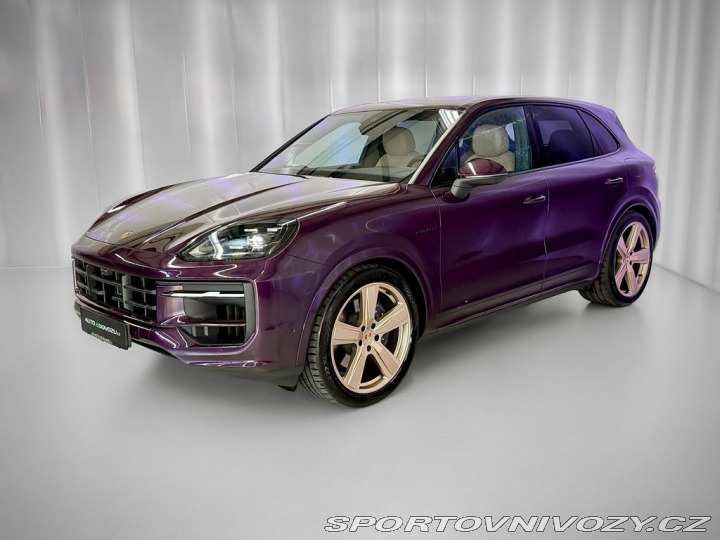 Porsche Cayenne e-HYBRID SPORT CHRONO, AI 2025