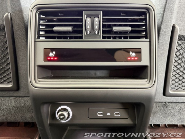 Porsche Cayenne e-HYBRID SPORT CHRONO, AI 2025