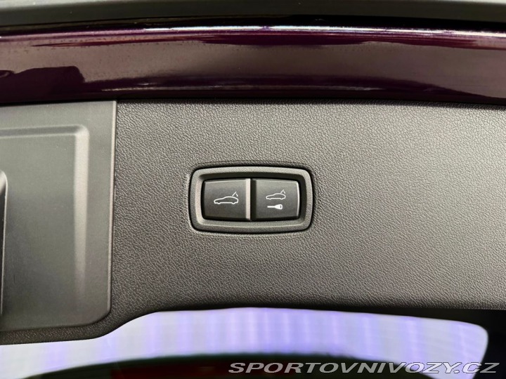Porsche Cayenne e-HYBRID SPORT CHRONO, AI 2025