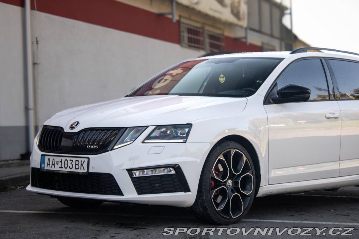 Škoda Octavia RS Combi 2.0 TDI RS 4x4 DSG 2019