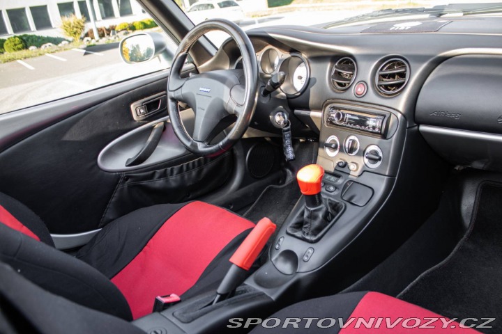 Fiat Barchetta 1.8 96kW MT/5 2000 / AJ 2000