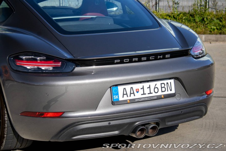 Porsche Cayman S 718 / 257kW / M6 / ZÁR 2021
