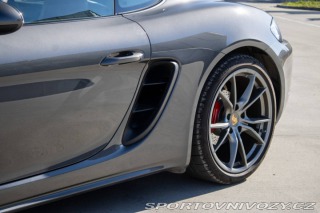 Porsche Cayman S 718 / 257kW / M6 / ZÁR 2021