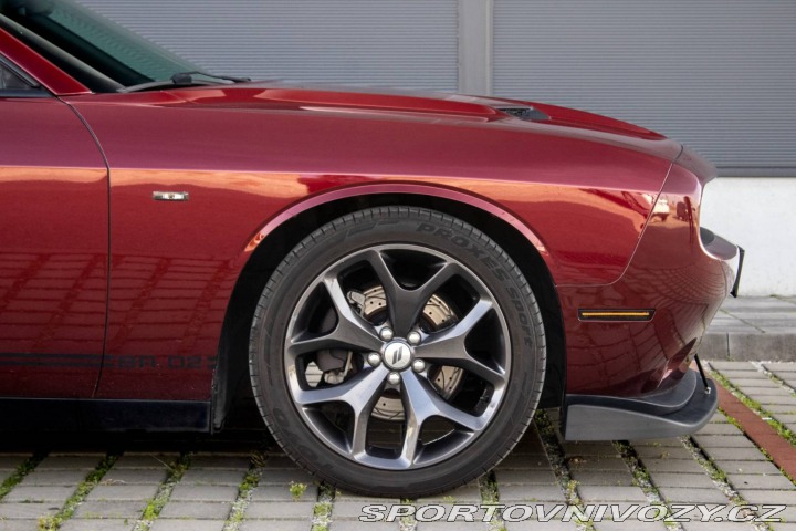 Dodge Challenger 3.6 V6 VVT / 218kW / A7 2018