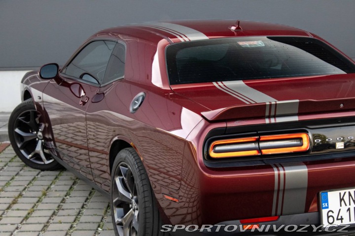 Dodge Challenger 3.6 V6 VVT / 218kW / A7 2018