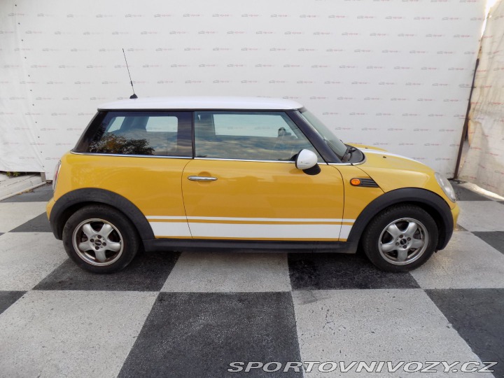 Mini Cooper 1.6i/Klimatizace/ 2007