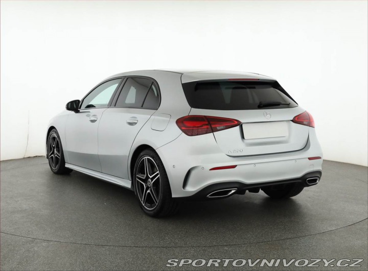 Mercedes-Benz A A 200 2024