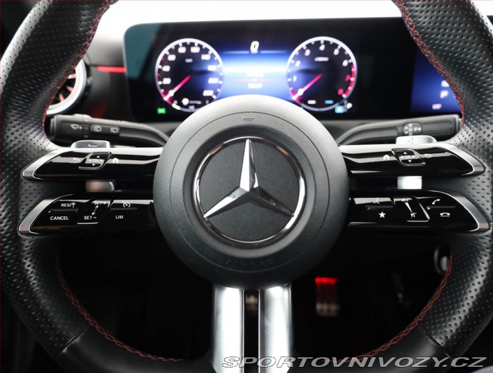 Mercedes-Benz A A 200 2024