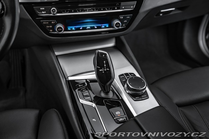 BMW 5 Head-up, nezávislé 2022