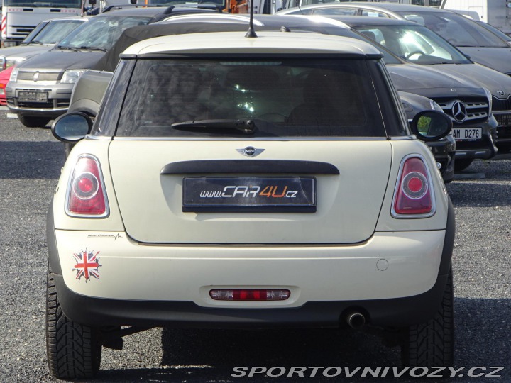 Mini One 1.6 72kW SERVIS POLOKŮŽE 2013
