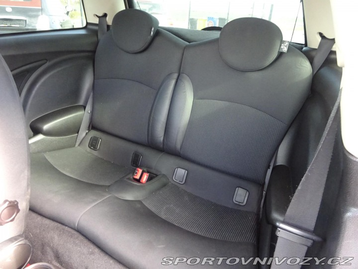 Mini One 1.6 72kW SERVIS POLOKŮŽE 2013