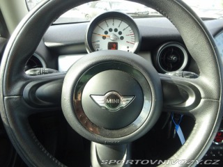 Mini One 1.6 72kW SERVIS POLOKŮŽE 2013