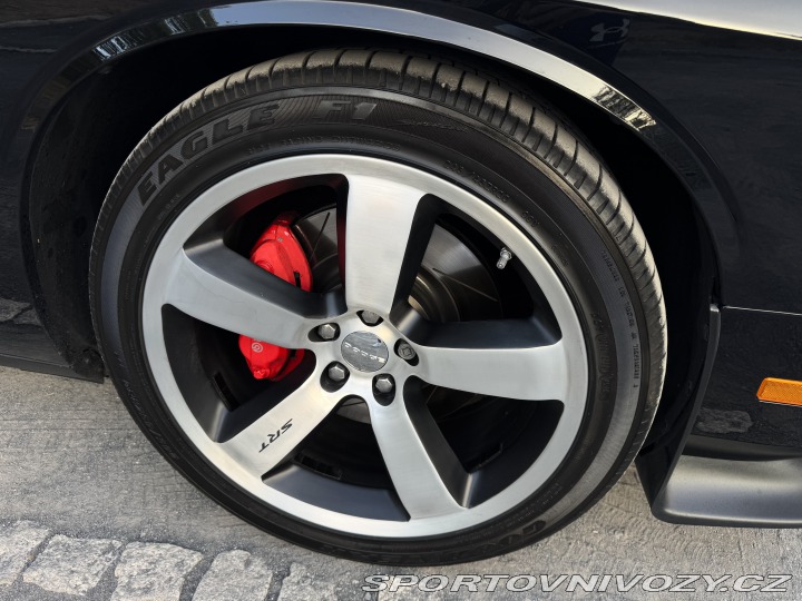 Dodge Challenger SRT8 2012