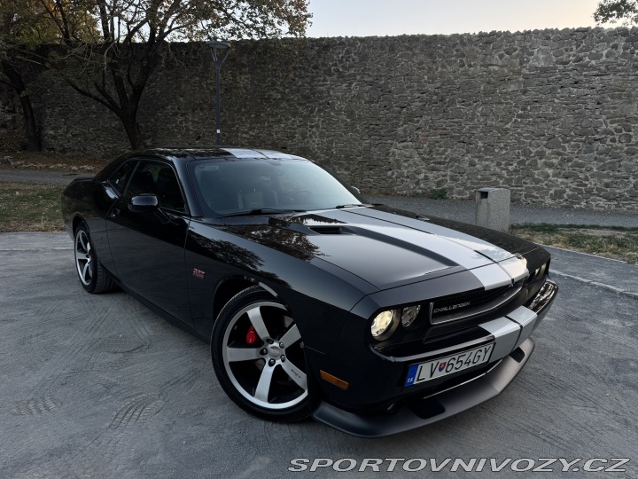Dodge Challenger SRT8 2012