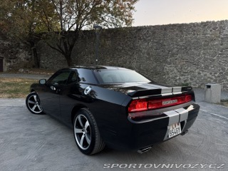 Dodge Challenger SRT8 2012