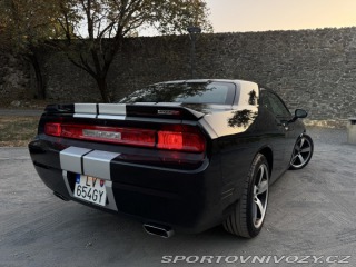 Dodge Challenger SRT8 2012