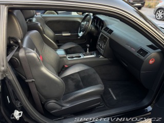 Dodge Challenger SRT8 2012