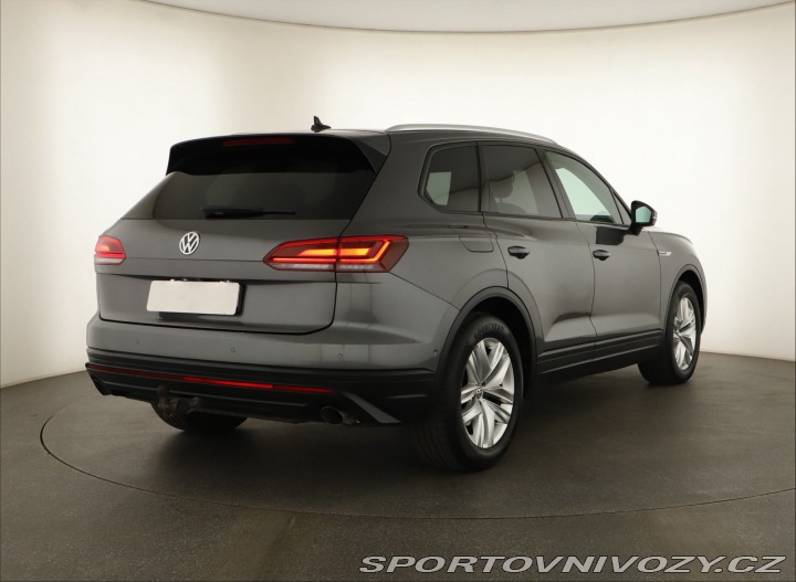 Volkswagen Ostatní modely Touareg 3.0 TDI 2020