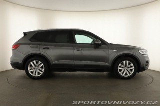 Volkswagen Ostatní modely Touareg 3.0 TDI 2020