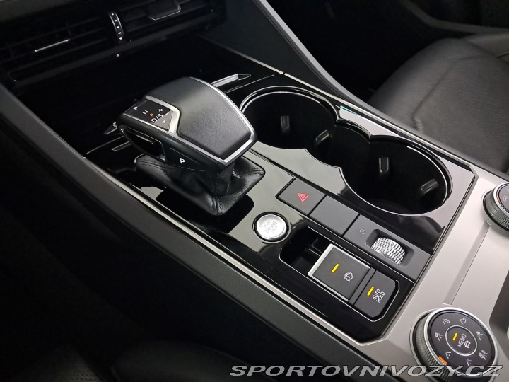Volkswagen Ostatní modely Touareg Elegance 3.0 TDI 2018