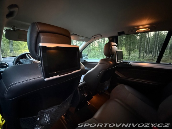 Mercedes-Benz Ostatní modely Třídy M 2,0   ML 320 CDI (W164) 2008