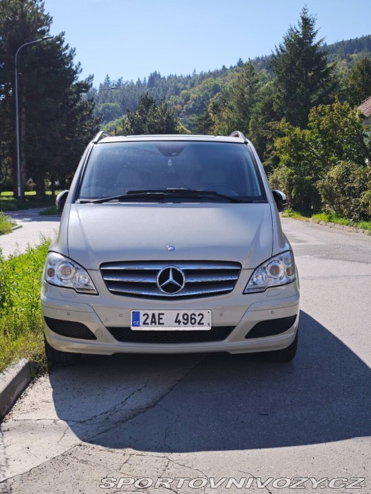 Mercedes-Benz Ostatní modely Viano 3,0 CDI V6 Long 2011