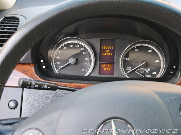Mercedes-Benz Ostatní modely Viano 3,0 CDI V6 Long 2011