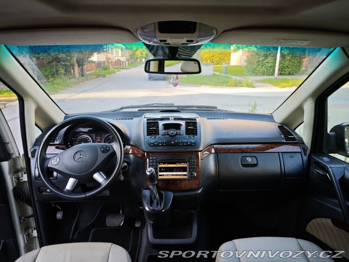 Mercedes-Benz Ostatní modely Viano 3,0 CDI V6 Long 2011