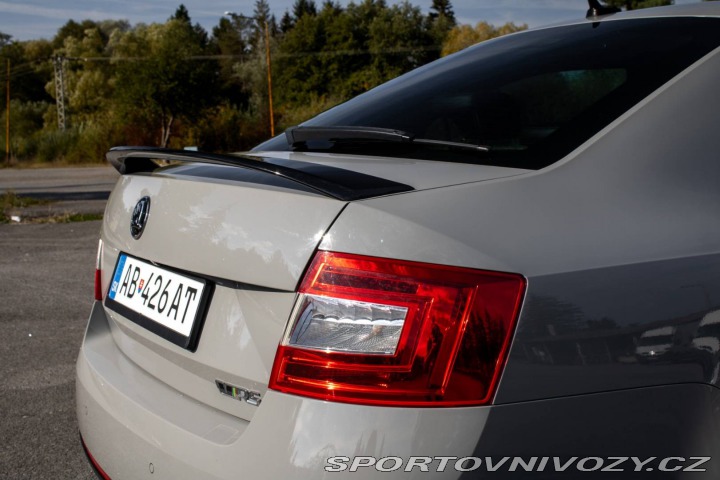 Škoda Octavia RS 2.0 RS / 169kW / M6 / ZÁ 2016
