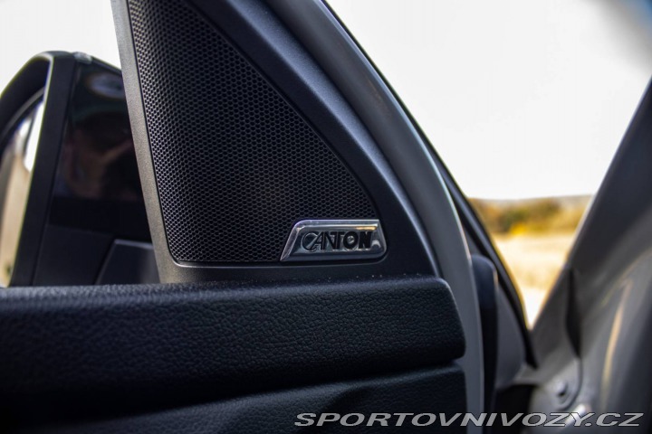 Škoda Octavia RS 2.0 RS / 169kW / M6 / ZÁ 2016