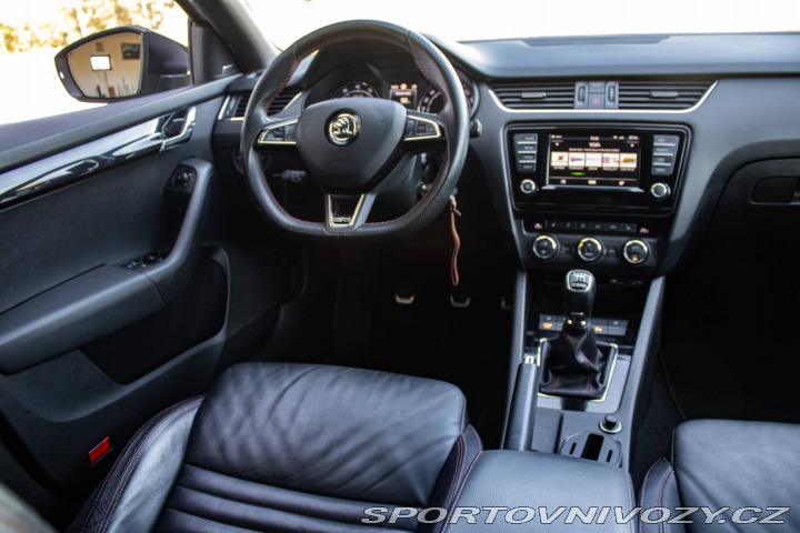 Škoda Octavia RS 2.0 RS / 169kW / M6 / ZÁ 2016