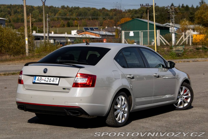 Škoda Octavia RS 2.0 RS / 169kW / M6 / ZÁ 2016