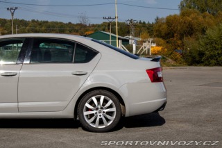 Škoda Octavia RS 2.0 RS / 169kW / M6 / ZÁ 2016