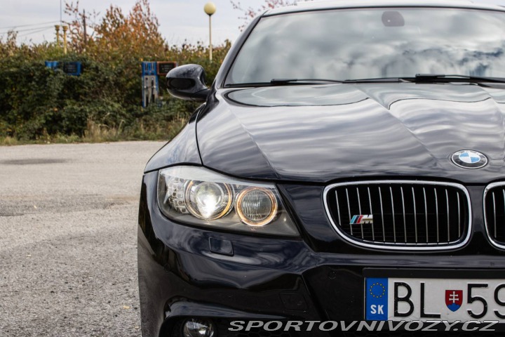 BMW 3 335i xDrive A/T, 225kW ( 2010