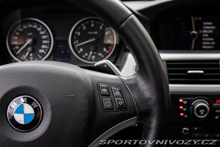 BMW 3 335i xDrive A/T, 225kW ( 2010