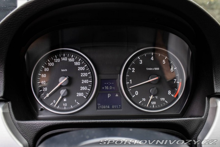 BMW 3 335i xDrive A/T, 225kW ( 2010