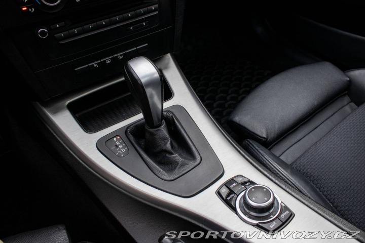 BMW 3 335i xDrive A/T, 225kW ( 2010