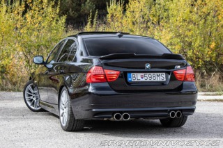 BMW 3 335i xDrive A/T, 225kW ( 2010