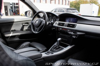 BMW 3 335i xDrive A/T, 225kW ( 2010