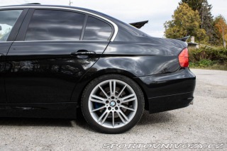 BMW 3 335i xDrive A/T, 225kW ( 2010