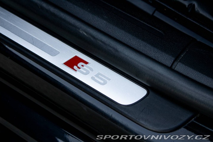 Audi S5 245kW Quattro AT/7 2010 2010
