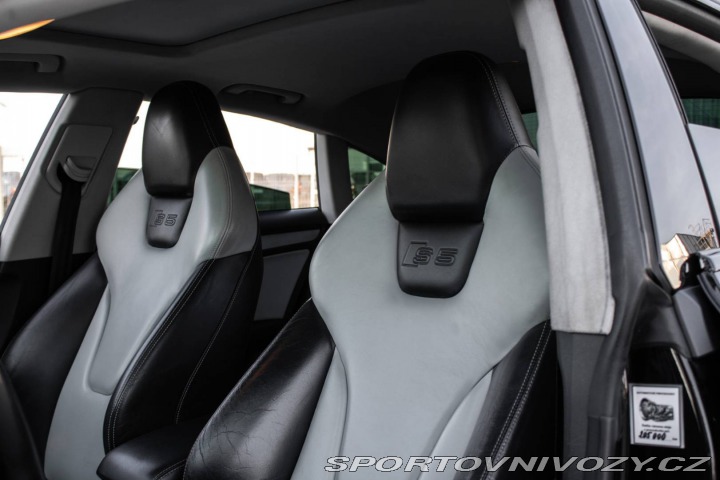 Audi S5 245kW Quattro AT/7 2010 2010