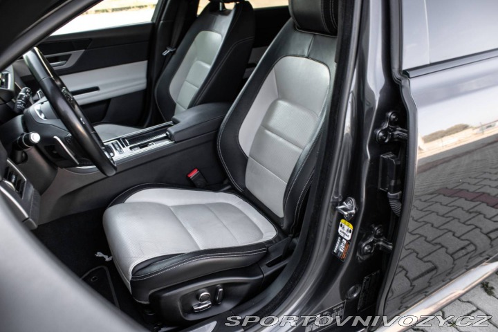 Jaguar XF 2.0 R-Sport AWD 221kW AT 2020